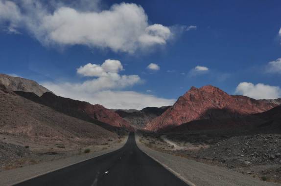 A magnífica paisagem do lado argentino do Paso San Francisco, na região de Fiambala, a caminho do Chile